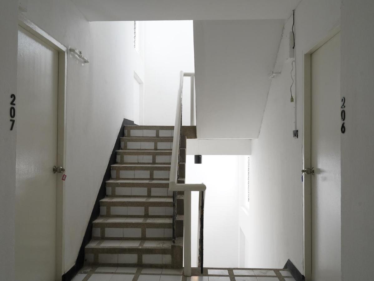 Roomquest It Square Don Mueang Airport Bangkok Luaran gambar
